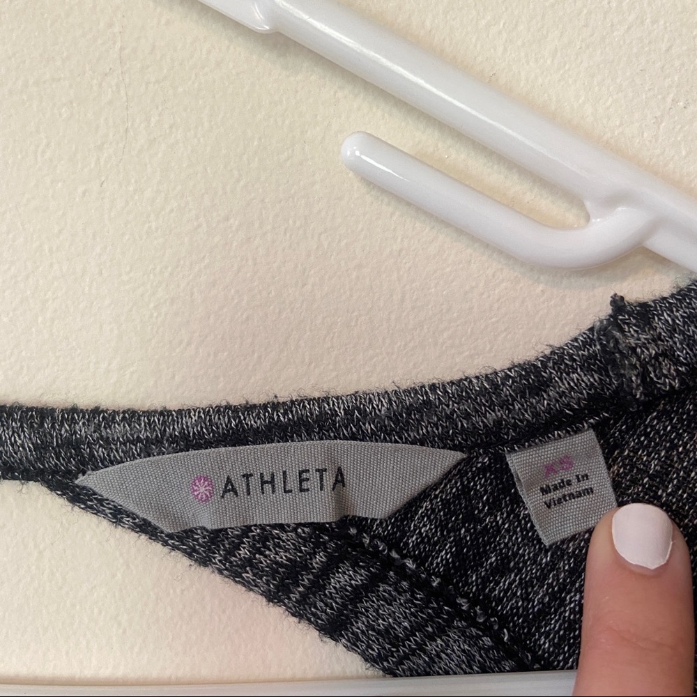 Athleta Open Back Top - Picture 5 of 6
